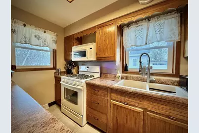 404 Broadway, Berlin, WI 54923 - Photo 21