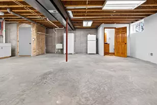 1321 Shootingstar Dr, Neenah, WI 54956 - Photo 43