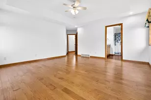 1321 Shootingstar Dr, Neenah, WI 54956 - Photo 25