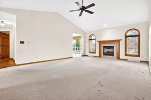 1321 Shootingstar Dr, Neenah, WI 54956 - Photo 13