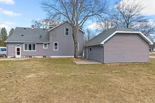 251 Birch St, Peshtigo, WI 54157 - Photo 9