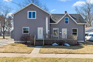 251 Birch St, Peshtigo, WI 54157 - Photo 3