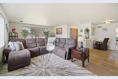 136 Circle Drive, Shawano, WI 54166 - Photo 5