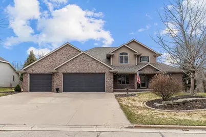 114 Shalimar Court, Combined Locks, WI 54113 - Photo 1