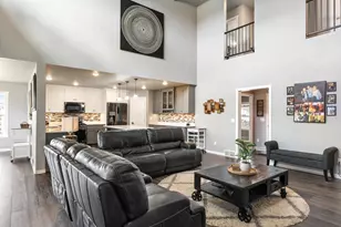 2153 Potter Dr, De Pere, WI 54115 - Photo 11