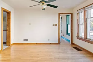1818 Thomas St, Marinette, WI 54143 - Photo 7