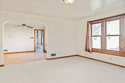 1818 Thomas Street, Marinette, WI 54143 - Photo 5