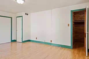 1818 Thomas St, Marinette, WI 54143 - Photo 11