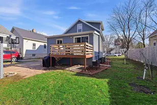 316 E Lincoln Ave, Oshkosh, WI 54901 - Photo 25