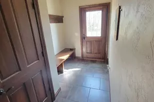1387 Radcliff Rd, Neenah, WI 54956 - Photo 9