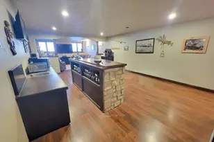 1387 Radcliff Rd, Neenah, WI 54956 - Photo 23