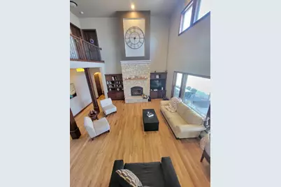 1387 Radcliff Road, Neenah, WI 54956 - Photo 5
