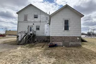 555 Pecor St, Oconto, WI 54153 - Photo 7