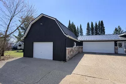 616 NE 3rd Street, Marion, WI 54950 - Photo 5