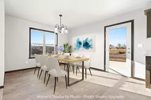 1724 Betty Jean Ln, Green Bay, WI 54313 - Photo 9