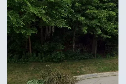306 Heidelberg Court, Green Bay, WI 54302 - Photo 1