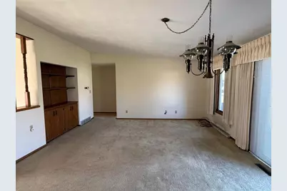 1315 Wedgewood Lane, Neenah, WI 54956 - Photo 5