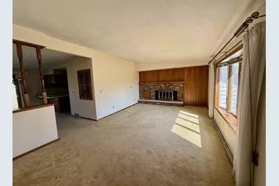 1315 Wedgewood Lane, Neenah, WI 54956 - Photo 3