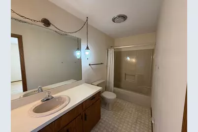 1315 Wedgewood Lane, Neenah, WI 54956 - Photo 11