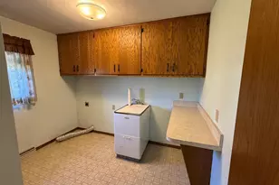 1315 Wedgewood Ln, Neenah, WI 54956 - Photo 9