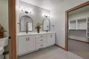 1629 N Honeysuckle Circle, De Pere, WI 54115 - Photo 29