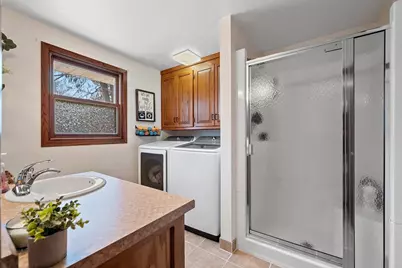 2130 King James Drive, Green Bay, WI 54304 - Photo 13