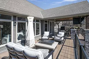 2592 Remington Ct, Green Bay, WI 54302 - Photo 7