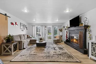 2068 Lost Dauphin Road, De Pere, WI 54115 - Photo 9