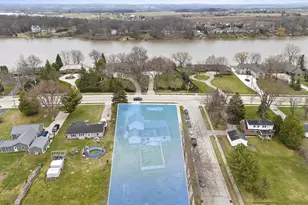 2068 Lost Dauphin Rd, De Pere, WI 54115 - Photo 37