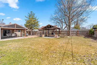 2466 Pecan Street, Green Bay, WI 54311 - Photo 45
