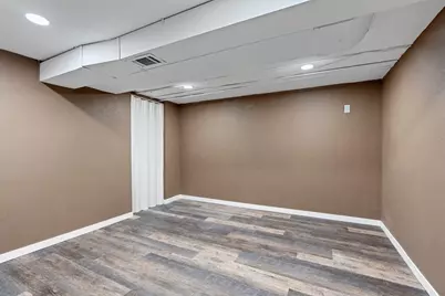 2466 Pecan Street, Green Bay, WI 54311 - Photo 31