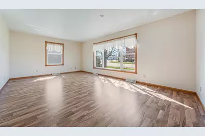 410 Main Street, Winneconne, WI 54986 - Photo 5