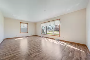 410 Main St, Winneconne, WI 54986 - Photo 5