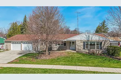 410 Main Street, Winneconne, WI 54986 - Photo 1