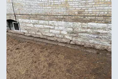 2 Tayco Street, Menasha, WI 54952 - Photo 5