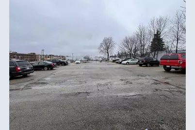 2 Tayco Street, Menasha, WI 54952 - Photo 3