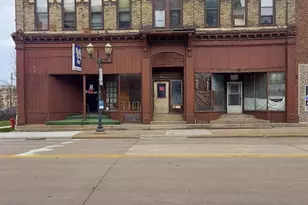 2 Tayco St, Menasha, WI 54952 - Photo 1