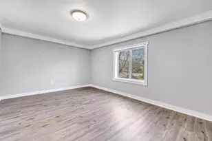 712 S Maple Ave, Green Bay, WI 54304 - Photo 11