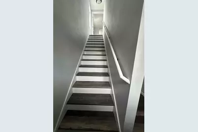 911 St Clair Street, Manitowoc, WI 54220 - Photo 13