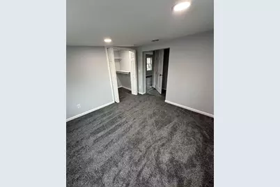 911 St Clair Street, Manitowoc, WI 54220 - Photo 19