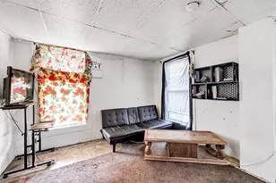 827 N Broadway, Green Bay, WI 54303 - Photo 15