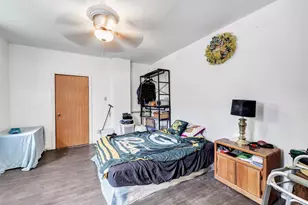 827 N Broadway, Green Bay, WI 54303 - Photo 7