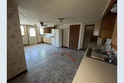 4310 Broadway Street, Manitowoc, WI 54220 - Photo 3