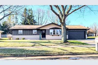 445 La Vesta Court, Brillion, WI 54110 - Photo 1