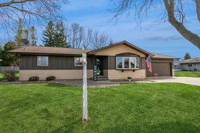 445 La Vesta Court, Brillion, WI 54110 - Photo 1
