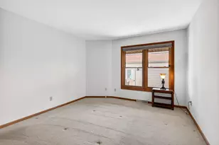 984 Tullar Rd, Neenah, WI 54956 - Photo 15