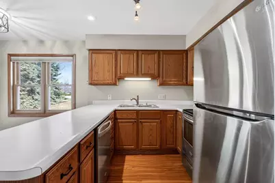 984 Tullar Road #17, Neenah, WI 54956 - Photo 11