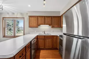 984 Tullar Rd, Neenah, WI 54956 - Photo 11
