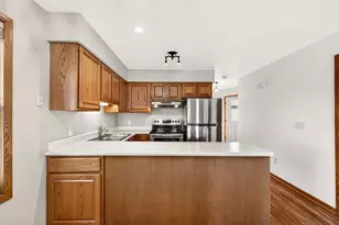 984 Tullar Rd, Neenah, WI 54956 - Photo 9