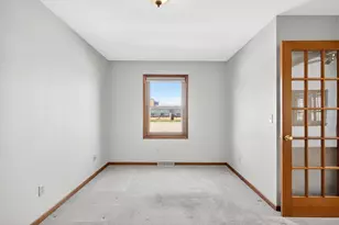 984 Tullar Rd, Neenah, WI 54956 - Photo 19